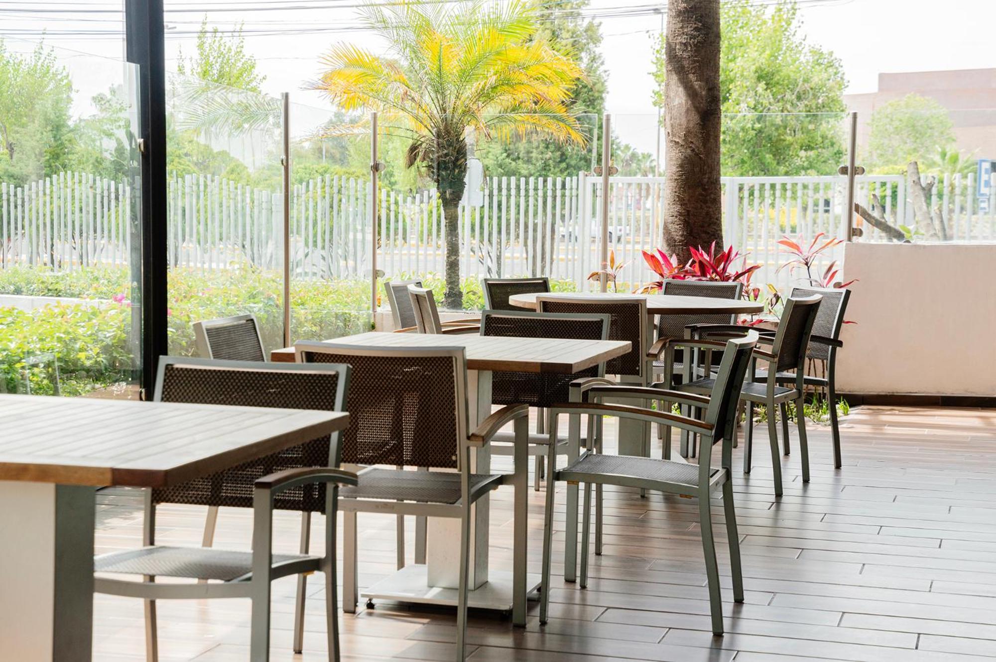 Casa Inn Business Hotel Celaya Kültér fotó