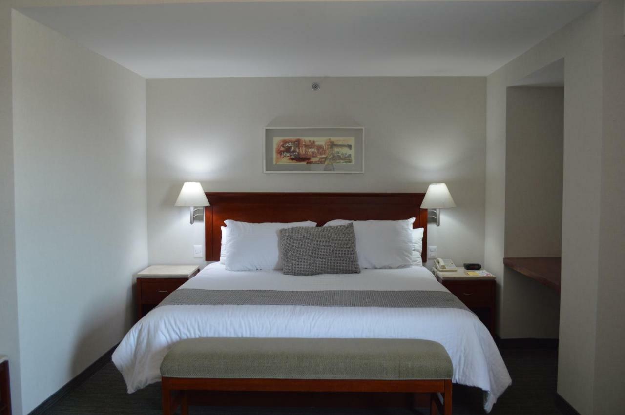 Casa Inn Business Hotel Celaya Kültér fotó